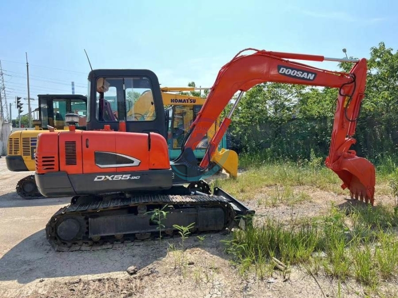 DX55-9C Original Korea Used Doosan Excavator Crawler Mini Digger 5 Ton
