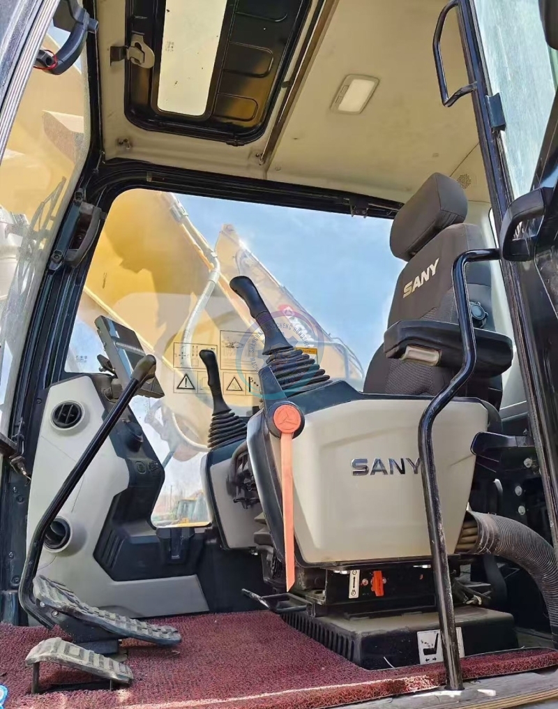 Used SANY 255H Excavator for Sale