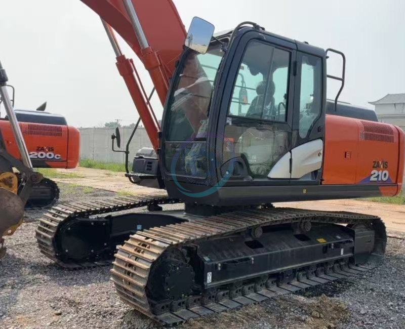 Used Hitachi ZX210 Excavator for Sale