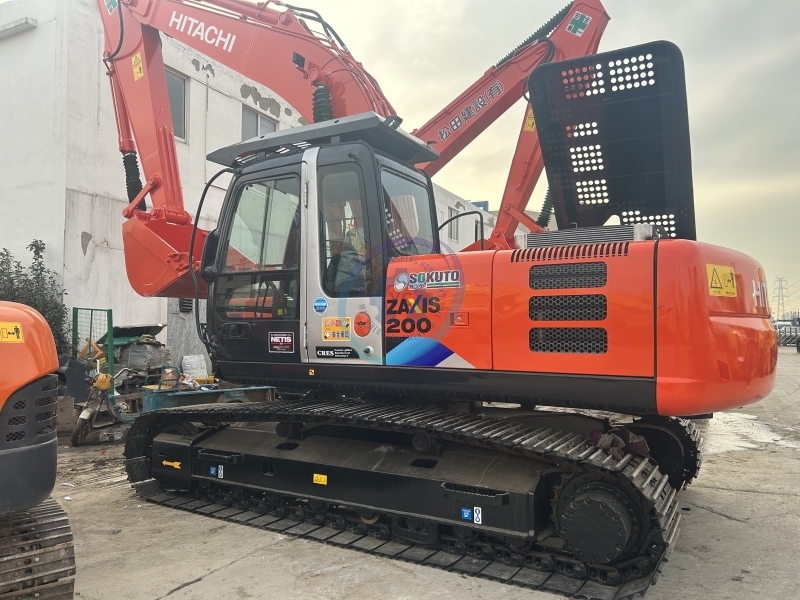 Used Hitachi 200 Excavator for Sale