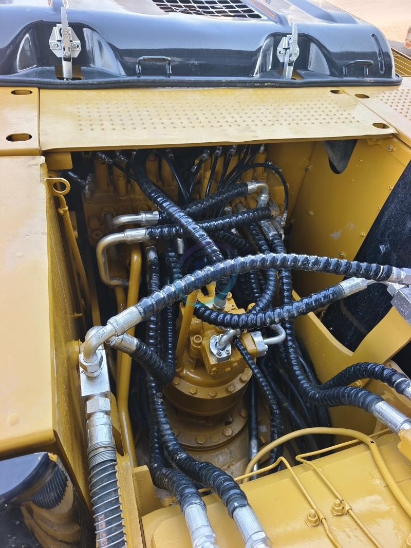 Used Caterpillar CAT320D Direct Injection Excavator for Sale