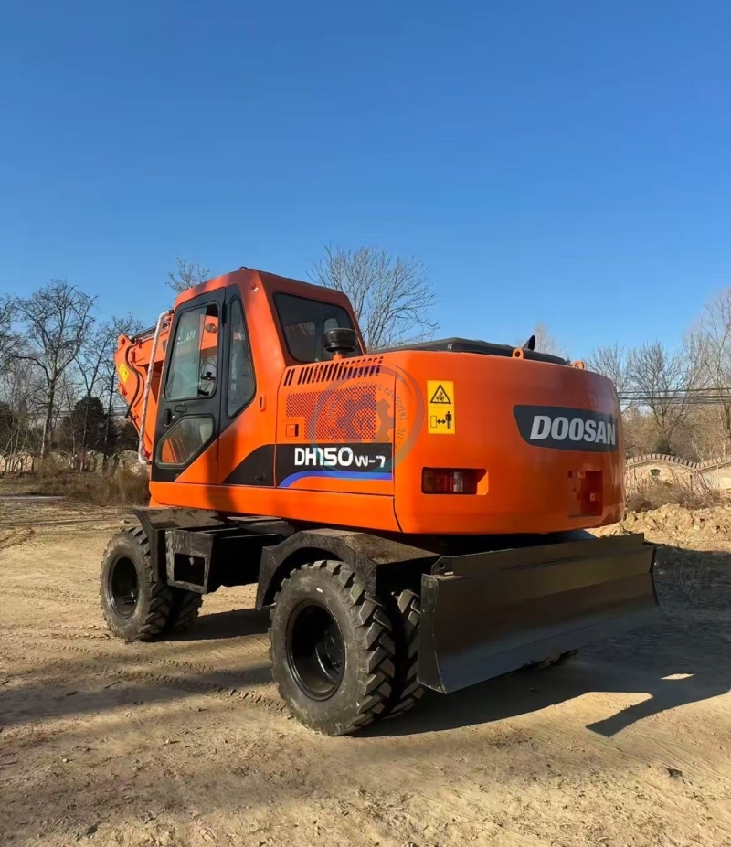 Used Doosan DH150W-7 Excavator for Sale