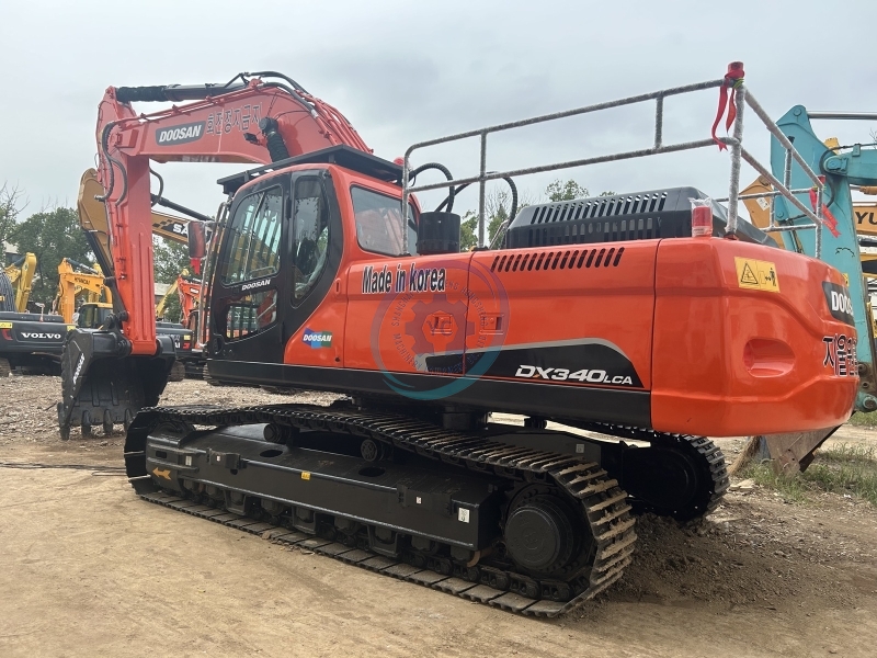 Used Doosan 340 Excavator for Sale