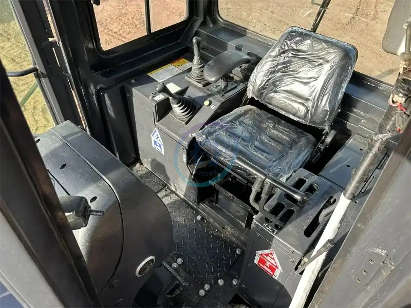 220HP Dozer Bull Dozer Tractor Crawler Bulldozer Dozer Bulldozer SD22 for Sale