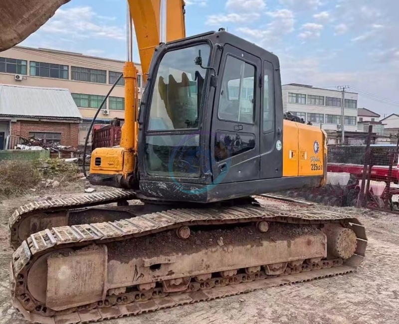 Used Hyundai 225LC-7 Excavator for Sale