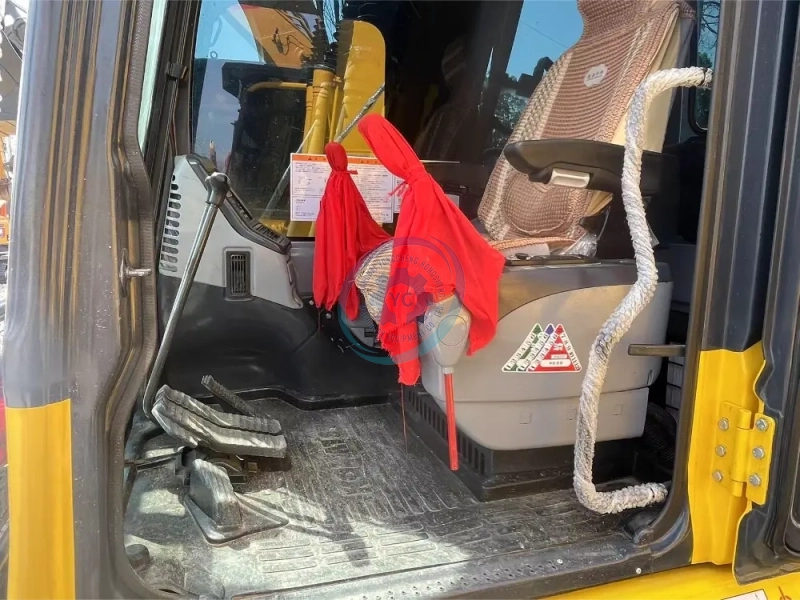 Like-New Condition original low price 13 ton PC130-7 KOMATSU used excavator PC130 EPA and CE compliant in stock hot sale
