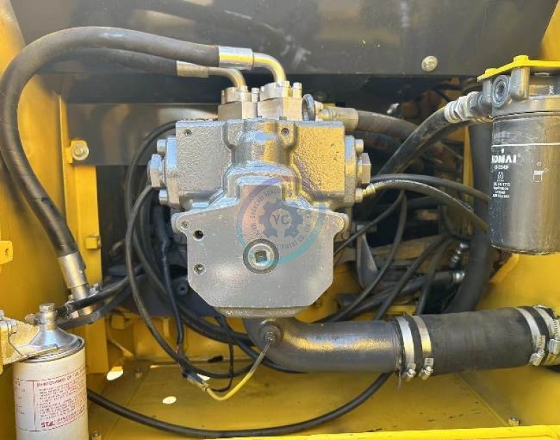 Secondhand Hydraulic Komatsu Mining Excavator Machinery PC220-7 22840KG