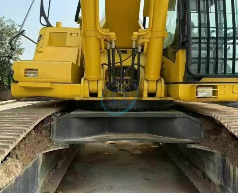 Used Komatsu PC600LC Excavator for Sale