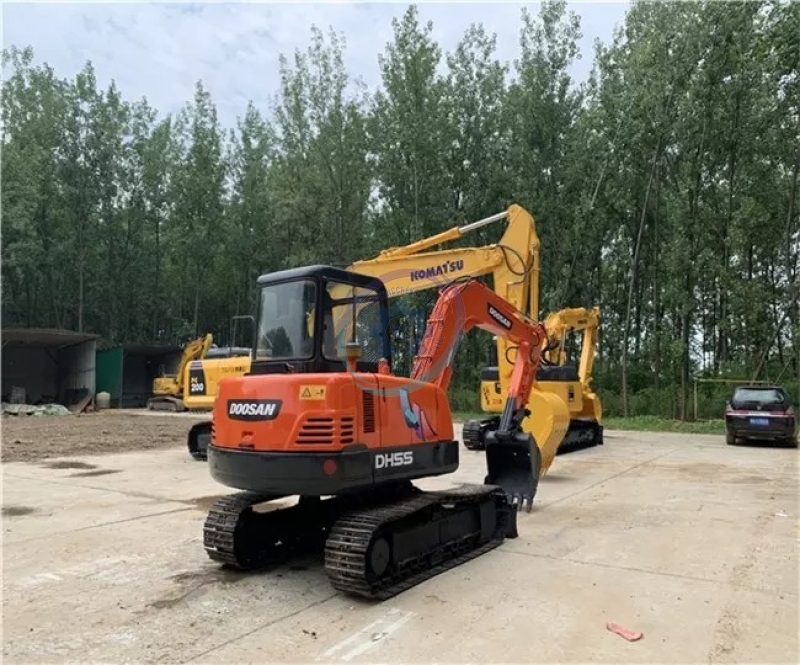 40.5KW Mini Used Excavator Doosan DH55 Second Hand Mini Digger