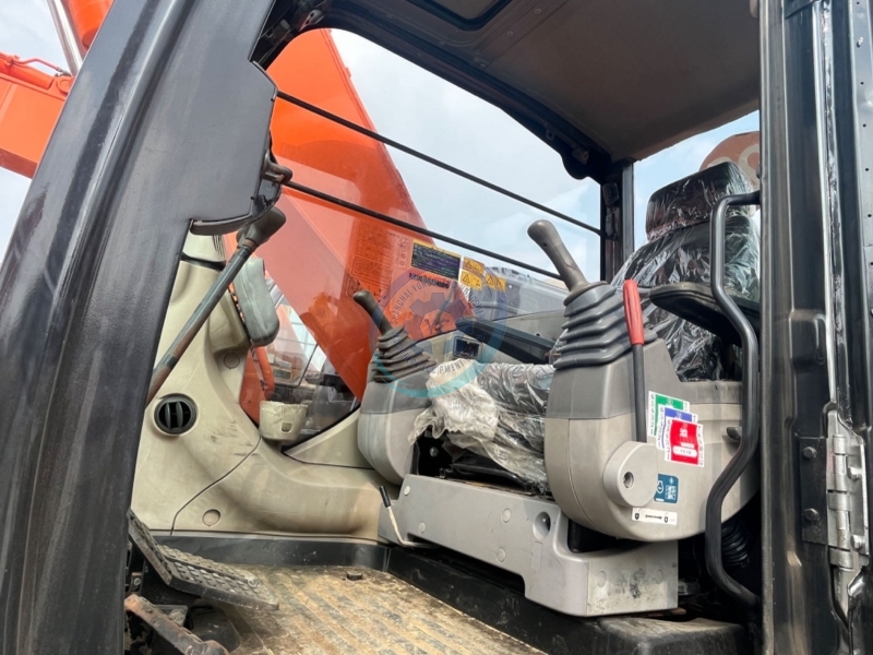 Used Hitachi ZX240 Excavator for Sale