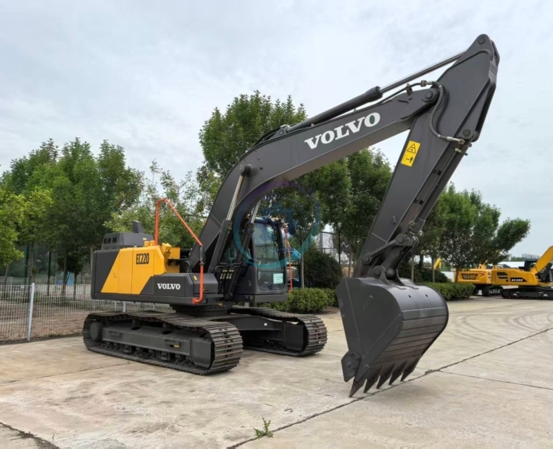 Used Volvo 220 Excavator for Sale