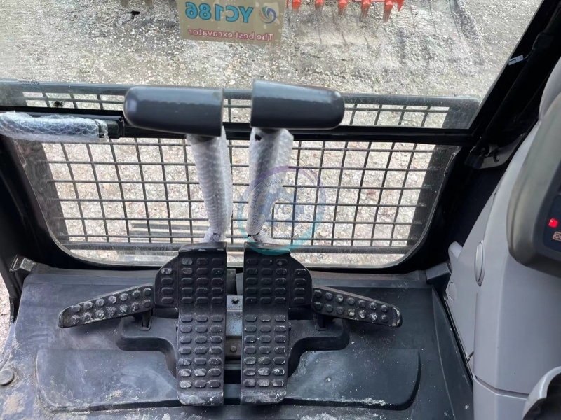 Used Hitachi 240 Excavator for Sale