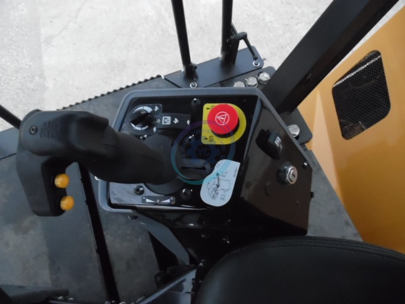 High Quality USED Original Road Roller CATERPILLAR CAT CB534D Spot Low Price Sale
