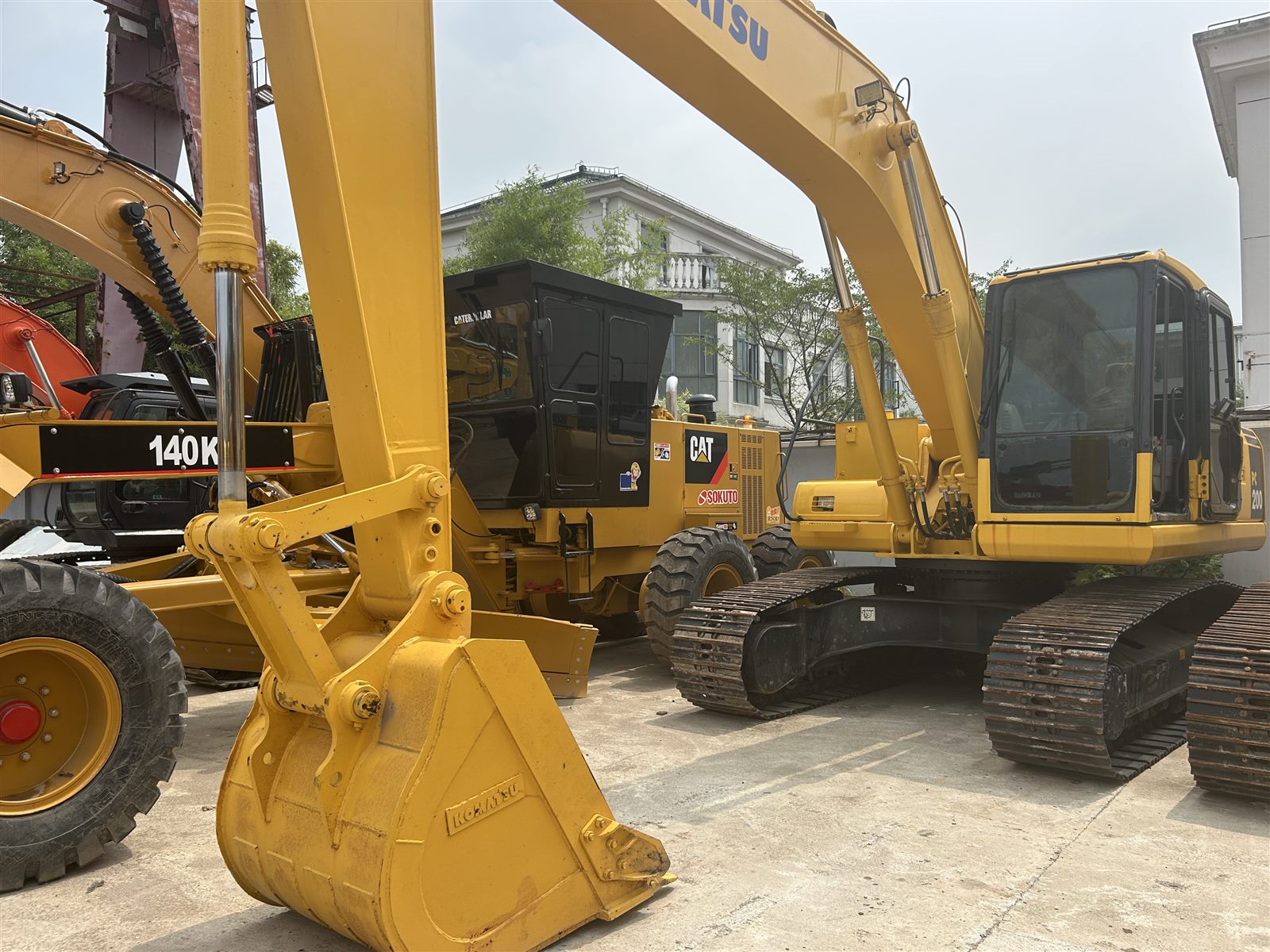 Used Komatsu PC200-7 Price and Buying Guide